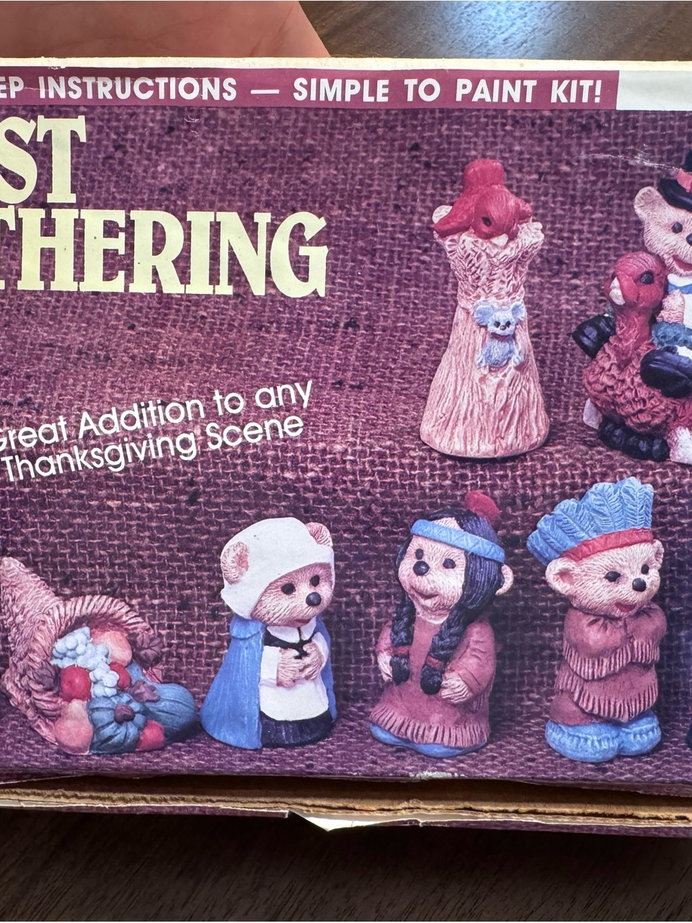 Vintage Wee Crafts First Gathering 8 Figures Ceramic Ready to Paint 8-0213